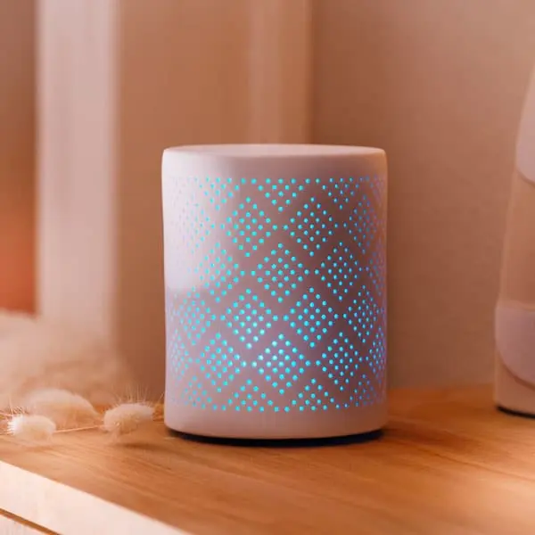 DIFFUSEUR ELECTRIQUE D'AROMATHERAPIE CERAMIQUE