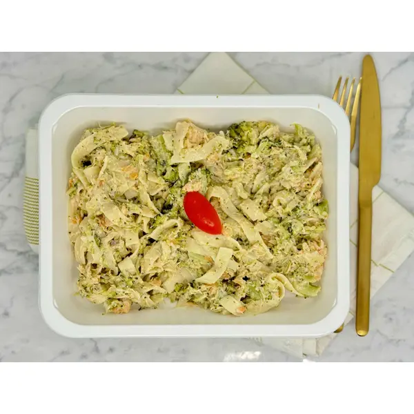 Tagliatelle met zalm, broccoli en Boursin