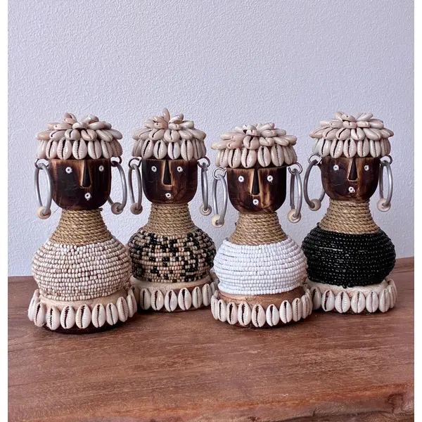 Petite Poupée Namji Perles & Coquillages