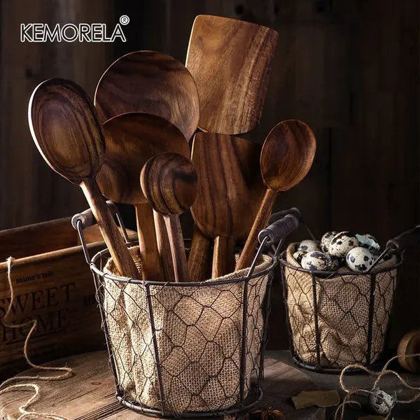 Spatule en bois antiadhésive : l'outil utile en cuisine